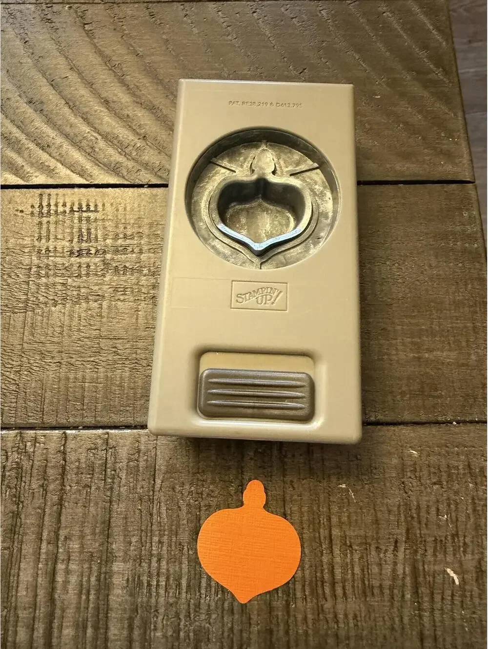 Stampin‘ Up Ornament Shape Punch
